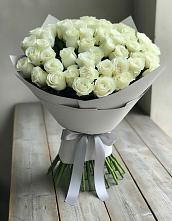 Букет 35 Белых роз в Кумыше