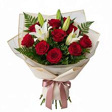 Букет цветов из:  Лилии и Розы в Кумыше