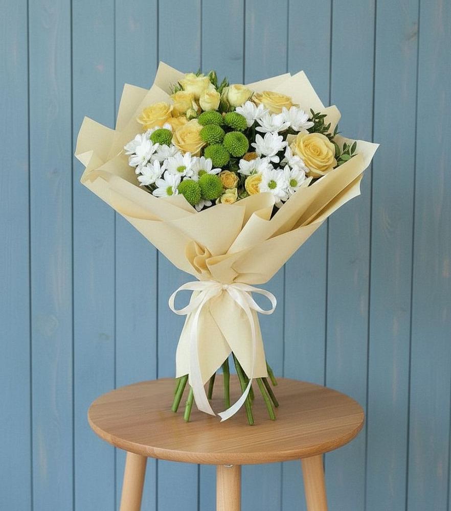 Букет цветов из: Хризантемы и Розы в Кумыше