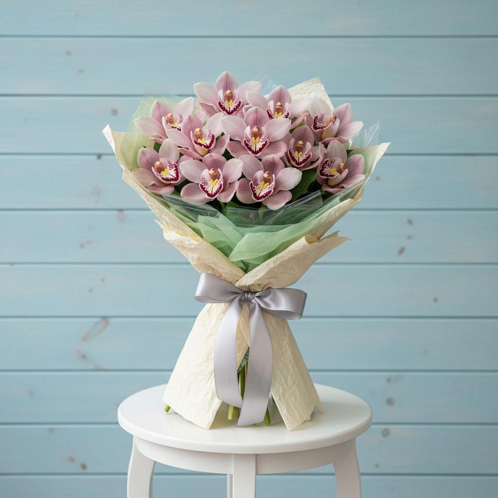 Букет цветов из: Орхидеи и Розы в Кумыше