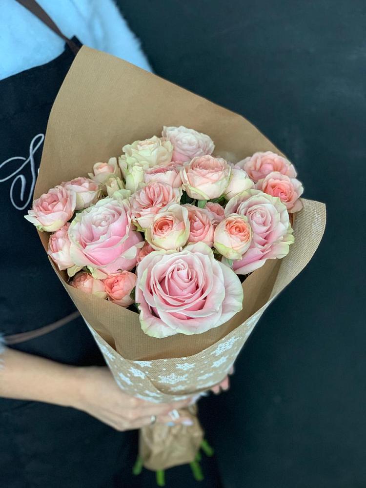 Букет цветов из: Хризантемы и Розы в Кумыше