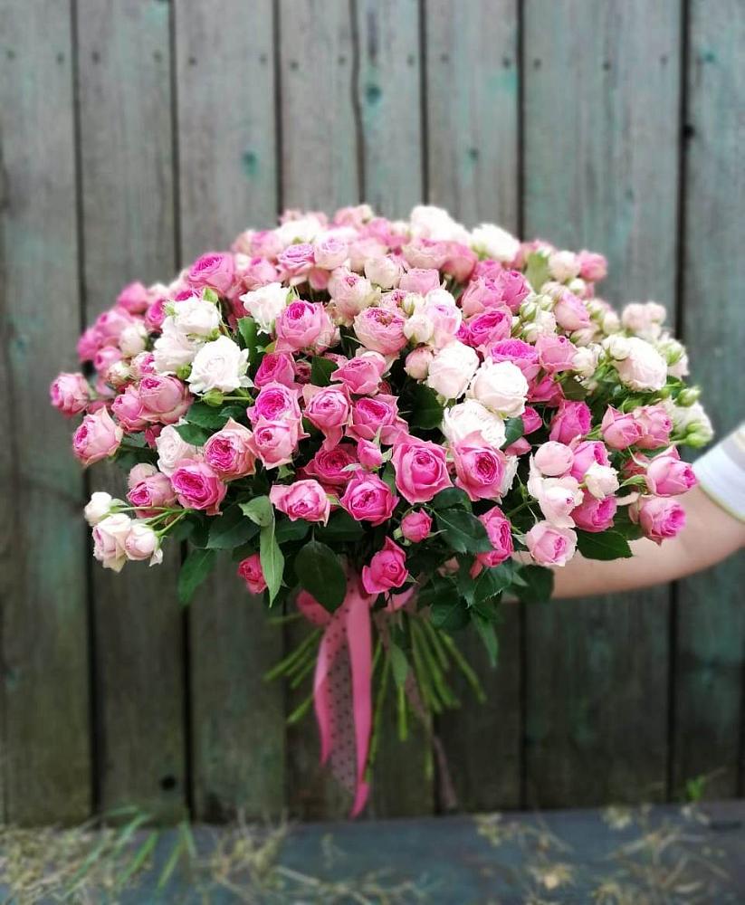 Букет Розовые кустовые розы Натали и Лав Лидия в Кумыше